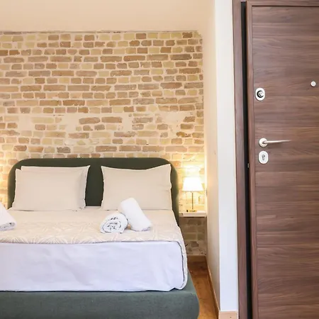 Solonos Homes Corfu (city)