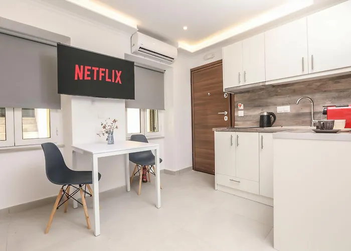 Apartment Solonos Homes *